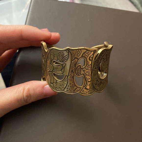 Lucky Brand Peace Cuff - Picture 4 of 5